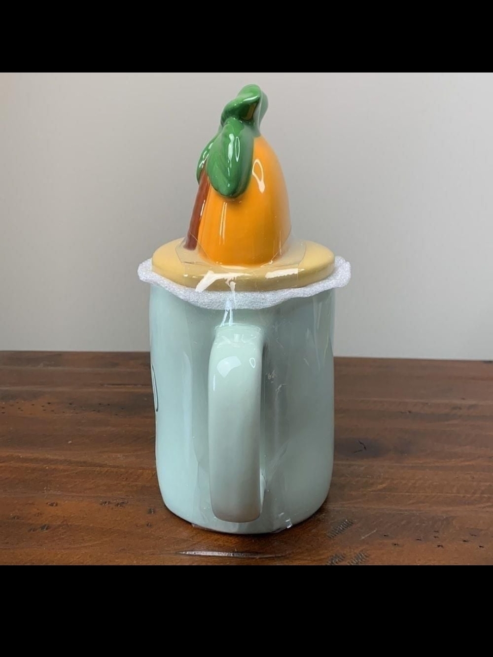 On Island Time Ceramic Mug with Palm-Top Lid - Green - Picture 2 of 3